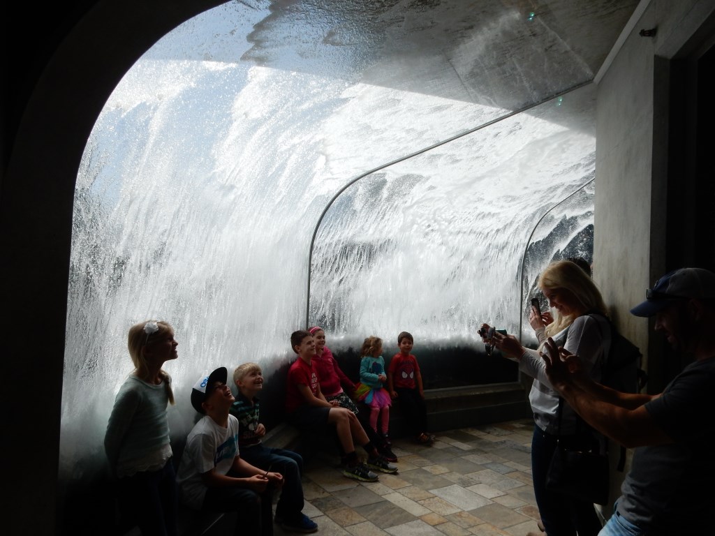 slideshow image